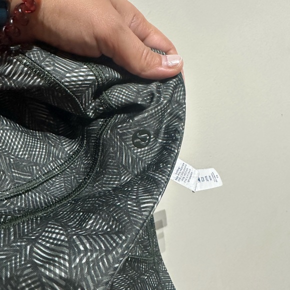 Lululemon cool to street crop - Picture 3 of 6